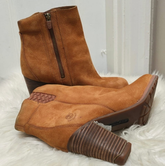 Timberland Earthkeeper Heeled Brown Leather Boots Size 10🌴✌️ - Picture 6 of 10
